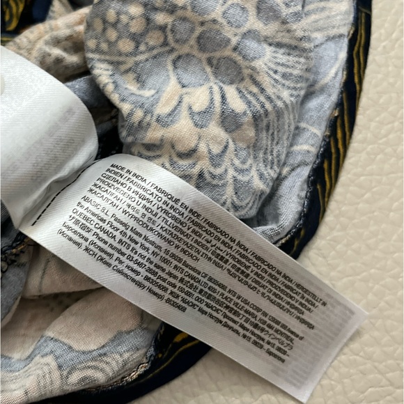 NWT - Desigual Women’s Long Sleeve Floral Prints T Shirt - Size XL - Picture 10 of 10